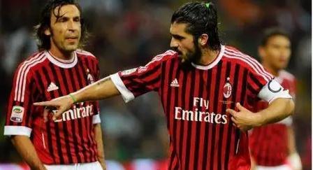 上海狂轰111分，三位外援得分全部上双，首战大胜39分