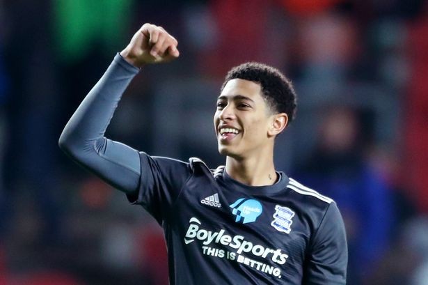 足球摄影最佳瞬间捕捉技巧