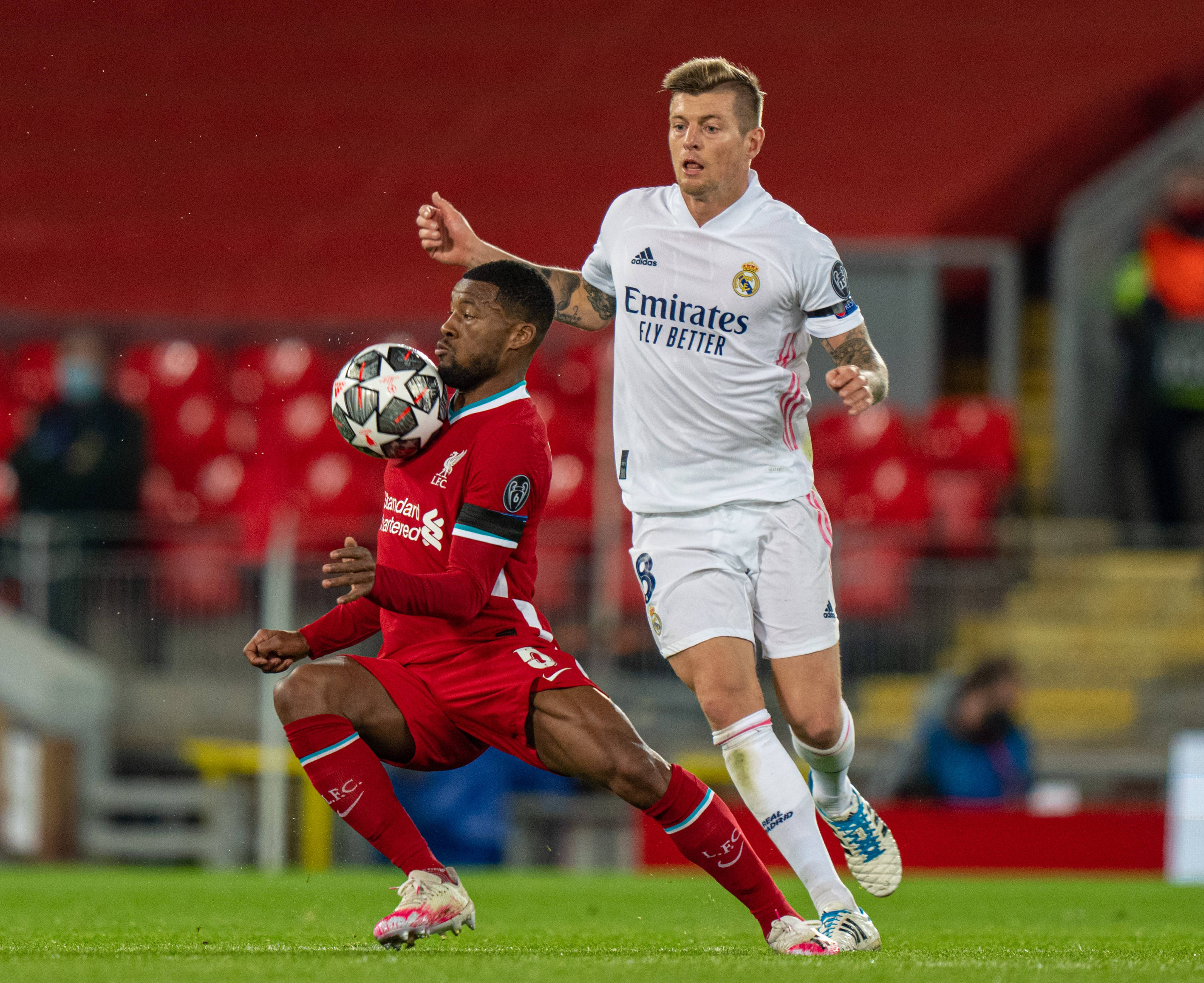 邮报：纽卡寻找前锋受挫，若无符合预期的报价不会放走伊萨克