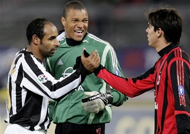 罗马诺：埃利奥特预计会回利物浦，利物浦将与维拉进行协商（罗马诺：埃利奥特有望回归利物浦，红军将与维拉展开谈判）