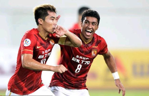 意媒：国米中卫帕拉西奥斯想要重返前东家里瓦达维亚独立（意媒：国米后卫帕拉西奥斯有意回归老东家里瓦达维亚独立）