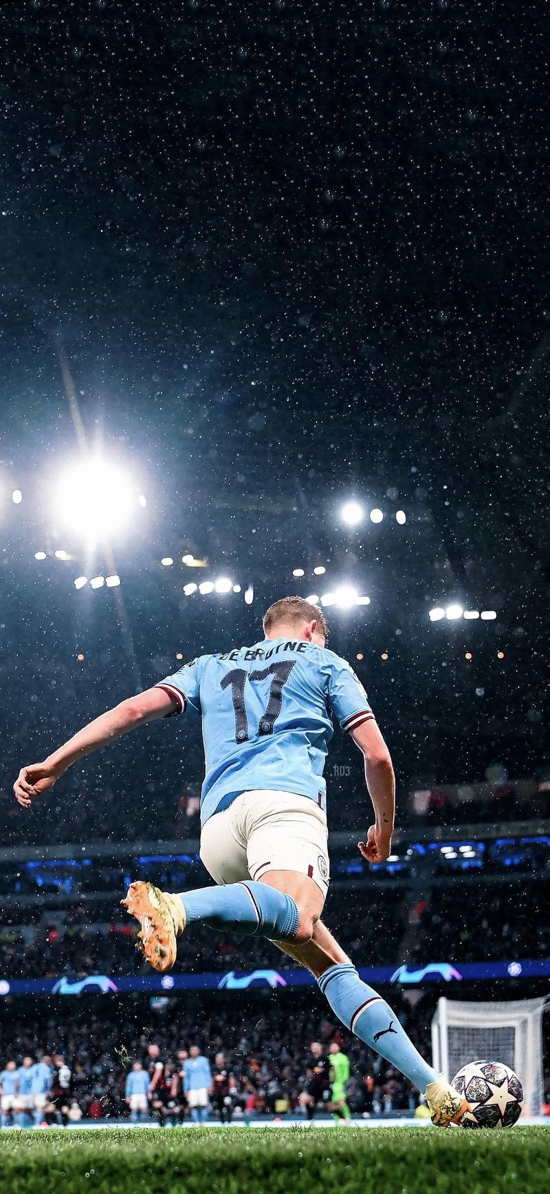 世体：特狮有望下周复出，并可能入选对阵奥萨苏纳的大名单（世体：特尔施特根有望下周复出，或入选战奥萨苏纳名单）