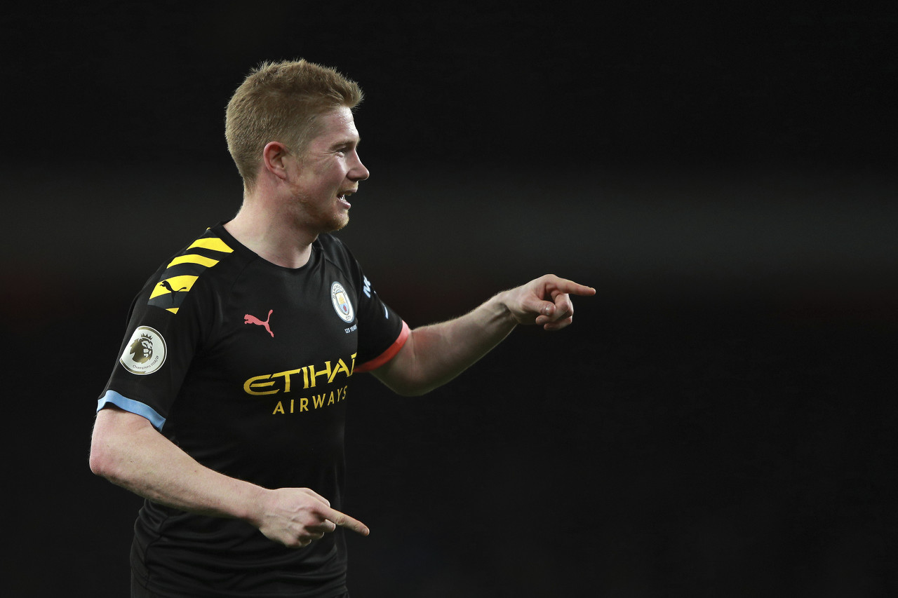 意甲最新积分战报：前2积分相同，米兰奇迹逆袭，热那亚绝杀（意甲积分榜更新：前二同分，米兰神奇逆转，热那亚补时绝杀）