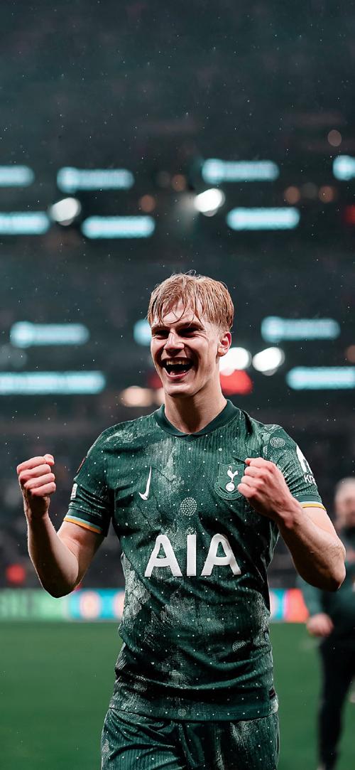 当选中甲最佳教练，李金羽：我并不是很看重，还是要脚踏实地（获评甲级最佳教练，李金羽：看淡荣誉，继续脚踏实地）