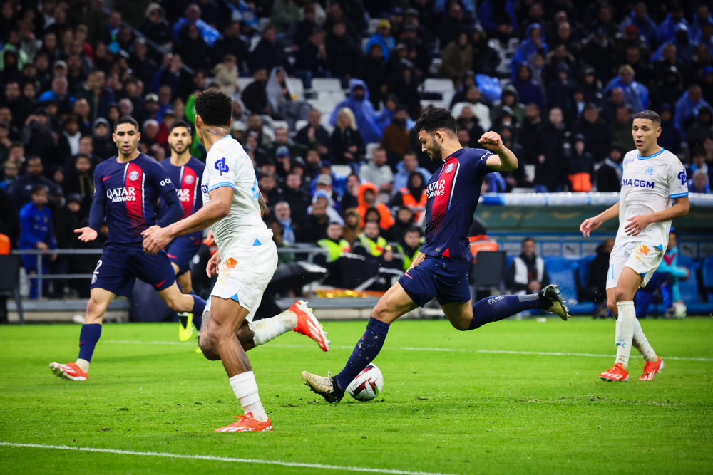 日职联半场：两队屡失良机，柏太阳神0-0名古屋鲸鱼（日职联半场：良机频失，柏太阳神暂0-0名古屋鲸鱼）