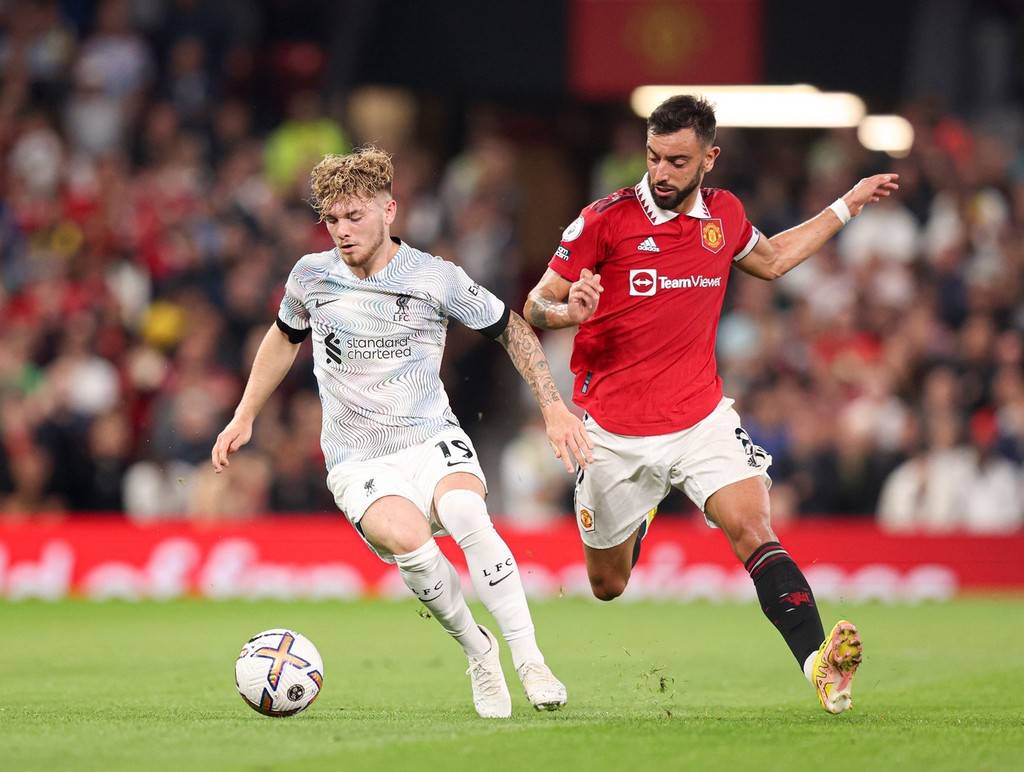 大连梭鱼湾足球场本赛季中超联赛观众总人数达874...（大连梭鱼湾足球场本季中超累计观众人数已达874...）