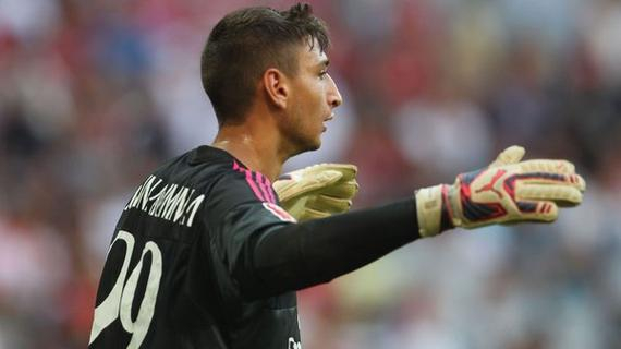 足球评论员兼作家，退役后的克拉默已在创作个人第二部小说（退役后成为足球评论员与作家的克拉默正创作第二部个人小说）