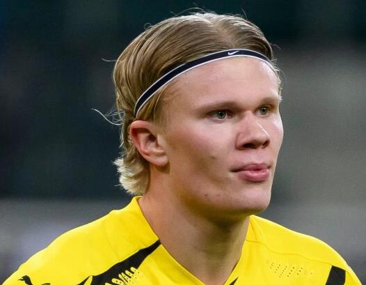 德转预热戴维身价：最高4500万欧不变，最低下跌至3000万欧（德转预热戴维估值：上限仍为4500万欧，下限降至3000万欧）